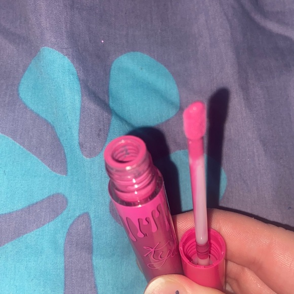 *tipsy lipstick ONLY - Picture 6 of 9